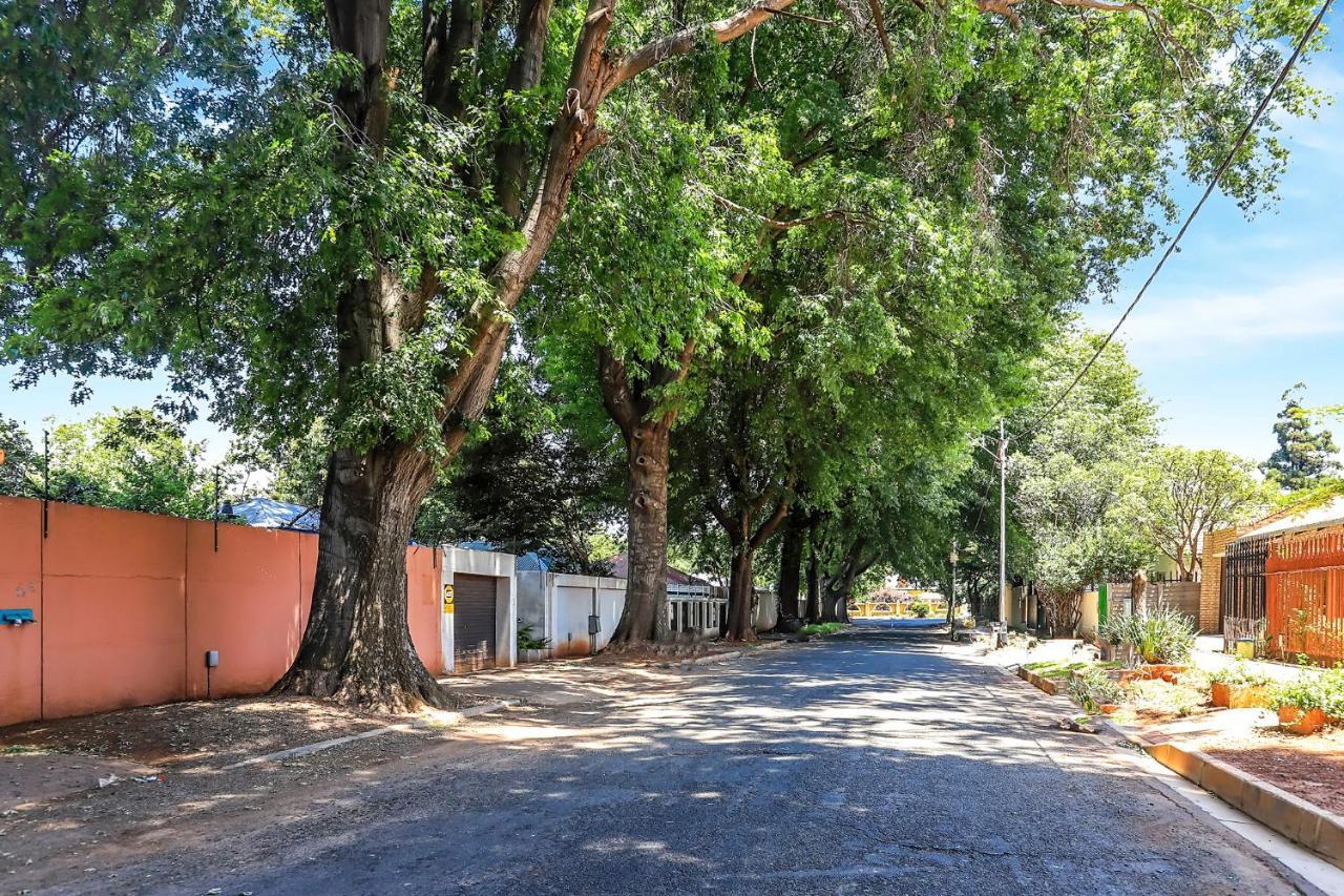 Seven Palms - Tranquility On Dover Apartment Johannesburg Bagian luar foto